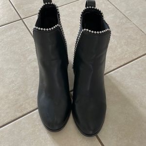 Steve Madden boots